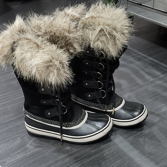 Sorel Joan of Arctic - Picture 1 of 6